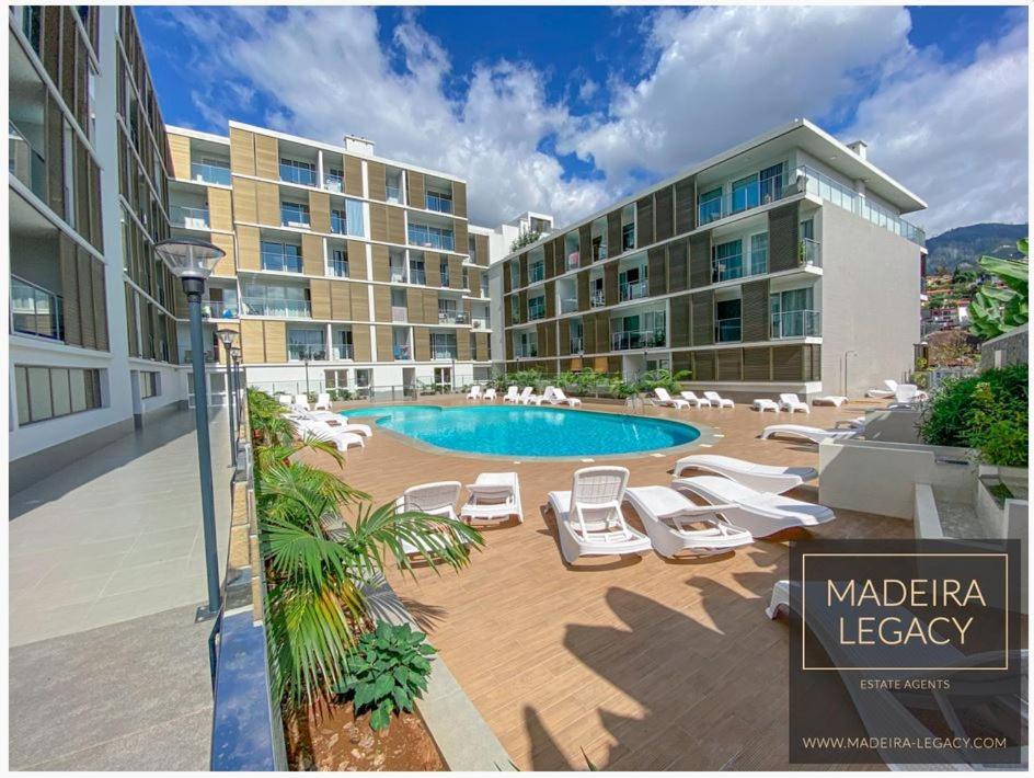 Madalenas Palace- Apartment Фуншал Екстериор снимка