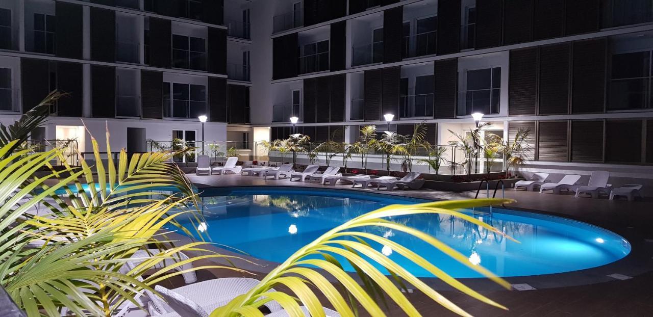 Madalenas Palace- Apartment Фуншал Екстериор снимка